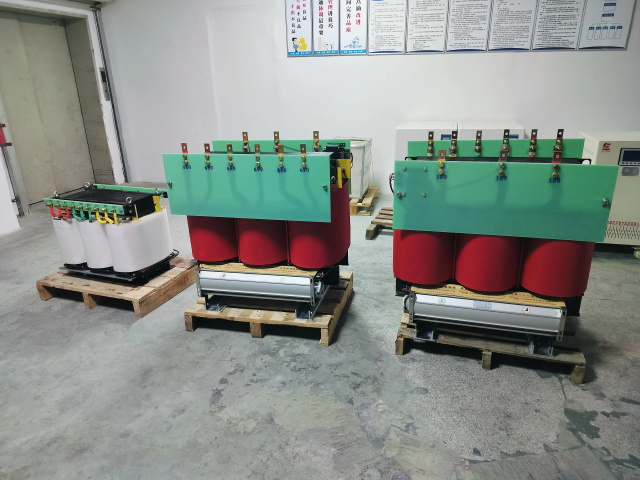 灵武KS11-1000KVA矿用变压器